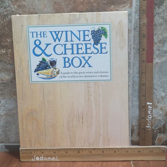 The Wine and Cheese Box Set A Guide to the Great Wines and Cheeses of the World - Picture 11 of 16